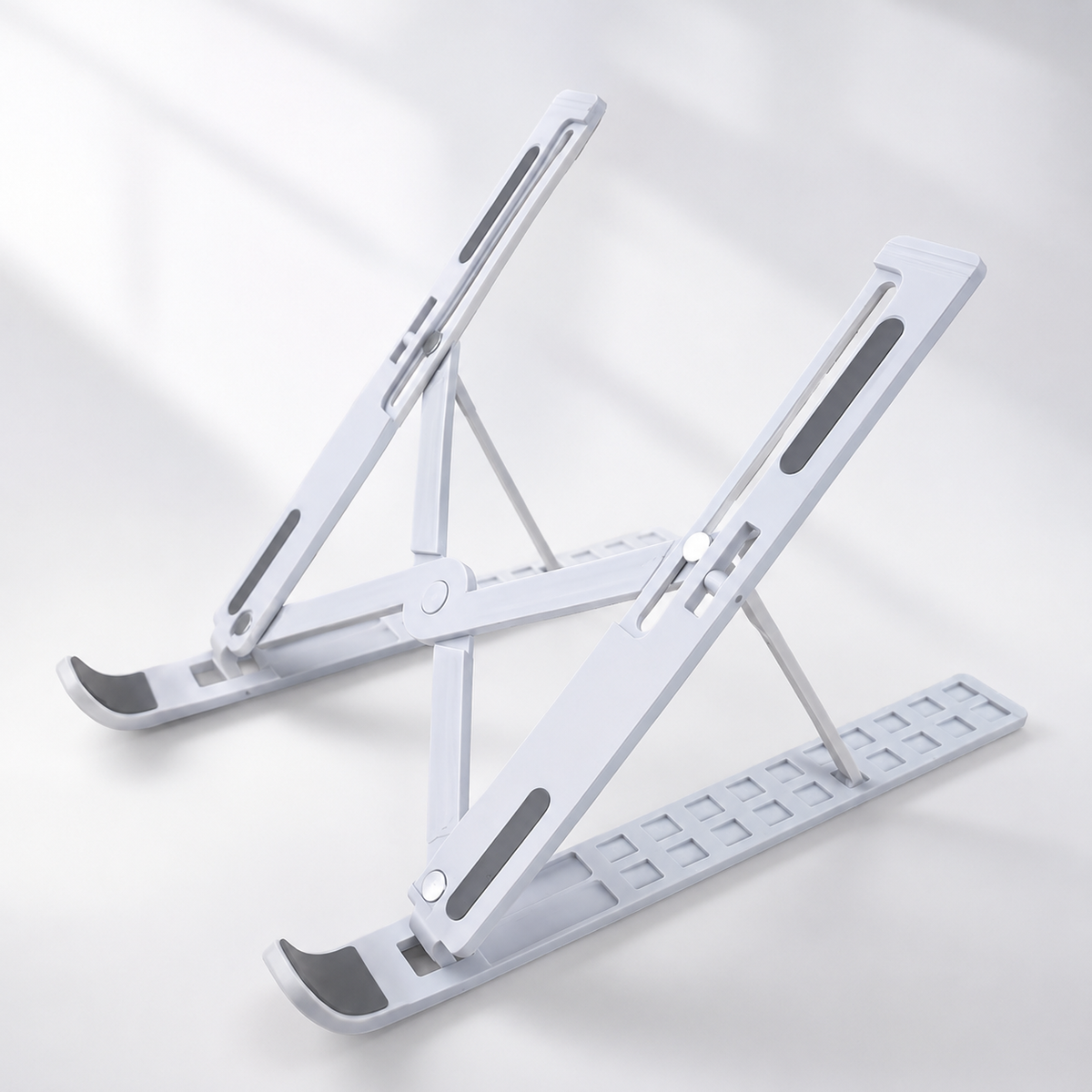Tablett und Laptop-Ständer weiss